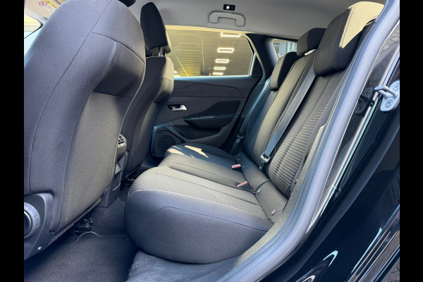 Peugeot 308 SW 1.6 Plug-in Hybrid 180 Allure | Navigatie | Cruise| Clima | 17" Lichtmetaal.
