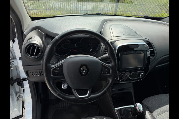 Renault Captur 0.9 TCe Intens| Carplay| Keyless| Camera| LMV 17"|