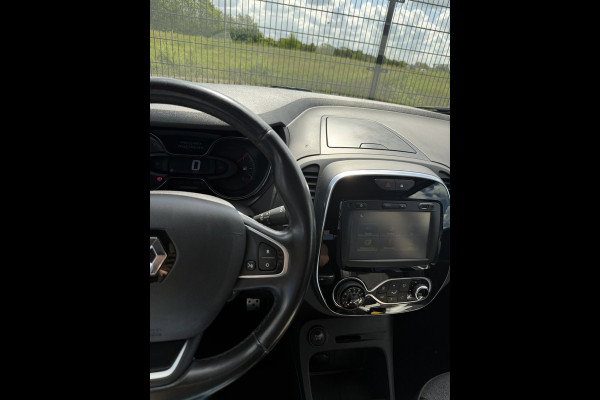 Renault Captur 0.9 TCe Intens| Carplay| Keyless| Camera| LMV 17"|