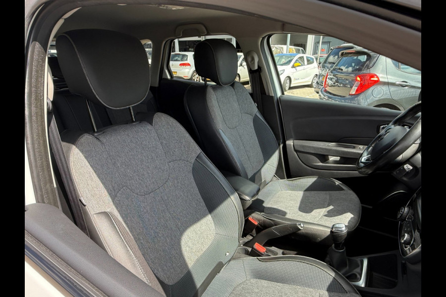Renault Captur 0.9 TCe Intens| Carplay| Keyless| Camera| LMV 17"|