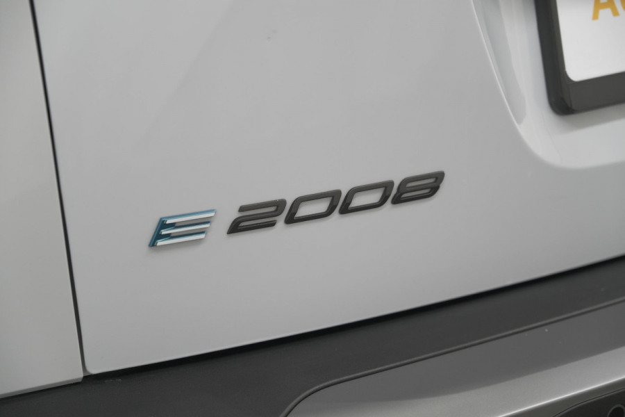 Peugeot e-2008 EV GT 50 kWh | 11 KW Laadfunctie | 360 Camera | Dodehoekdetectie | Apple Carplay