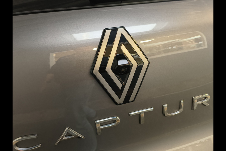 Renault Captur 1.3 mild hybrid 160 techno AUTOMAAT uit 2025 Rijklaar + Fabrieksgarantie Henk Jongen Auto's in Helmond,  al 50 jaar service zoals 't hoort!