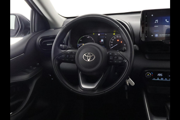 Toyota Yaris 1.5 HYBRID BLACKSTYLE AUTOMAAT GARANTIE 3-2035 ! CARPLAY NAVI. CAMERA.ADAPTIVE CRUISE.