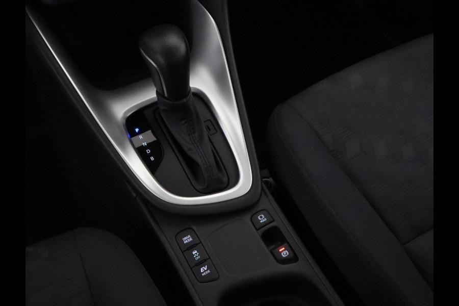 Toyota Yaris 1.5 HYBRID BLACKSTYLE AUTOMAAT GARANTIE 3-2035 ! CARPLAY NAVI. CAMERA.ADAPTIVE CRUISE.