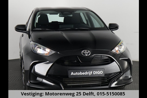 Toyota Yaris 1.5 HYBRID BLACKSTYLE AUTOMAAT GARANTIE 3-2035 ! CARPLAY NAVI. CAMERA.ADAPTIVE CRUISE.