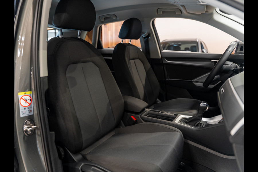 Audi Q3 35 TFSI Pro Line, Matrix Led, Virtual Cockpit, ACC, Apple Carplay, Navi, Clima, PDC, Volledig Onderhoud