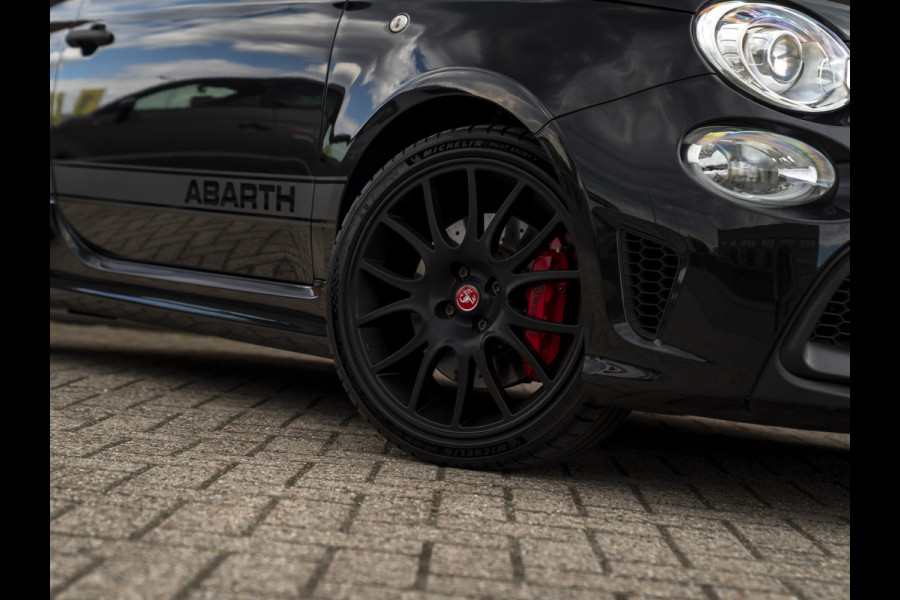 Abarth 595 C Competizione | Beats | Sabelt stoelen