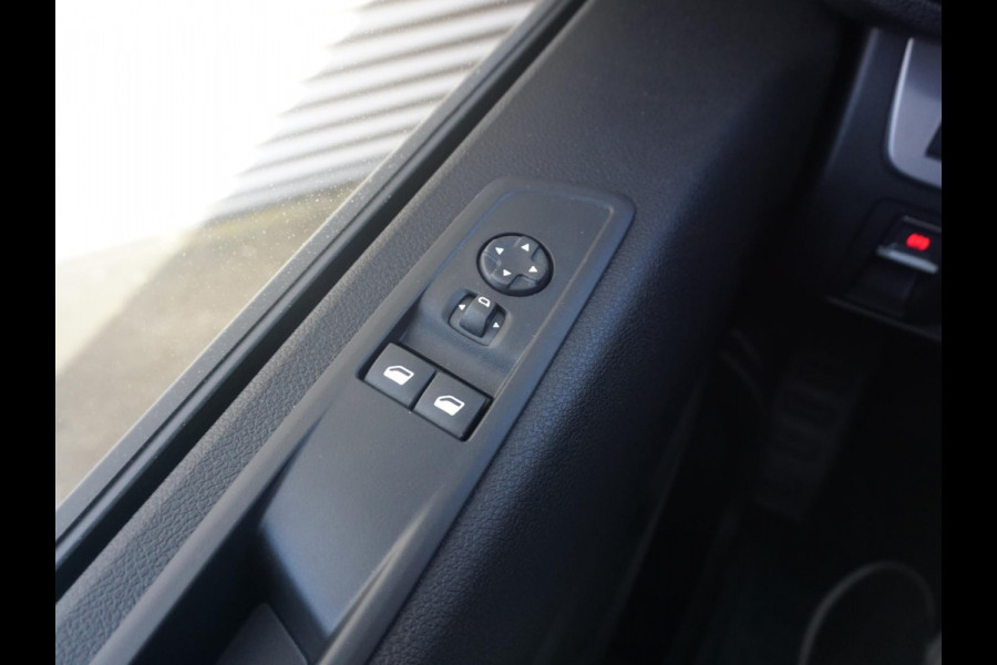 Opel Vivaro Electric L3 50 kWh | 8 jaar garantie | Apple Carplay | achteruitrijcamera | RAL1032