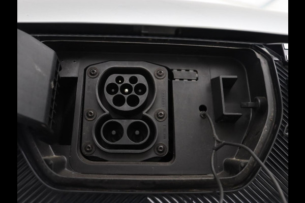 Dacia Spring 65 Extreme 27 kWh | SOH 94,9% | Leder | Camera | Carplay | Airco | Speedlimiter | Bluetooth | Parkeerhulp