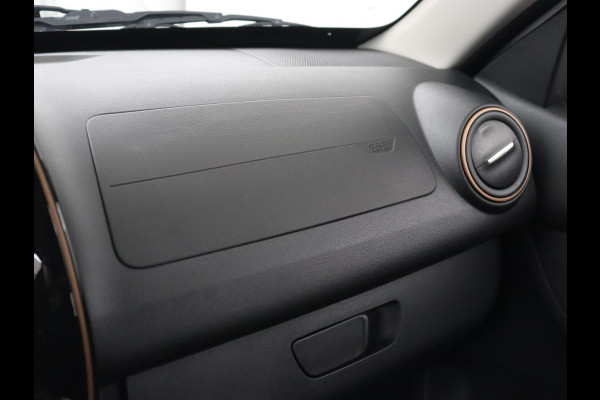 Dacia Spring 65 Extreme 27 kWh | SOH 94,9% | Leder | Camera | Carplay | Airco | Speedlimiter | Bluetooth | Parkeerhulp
