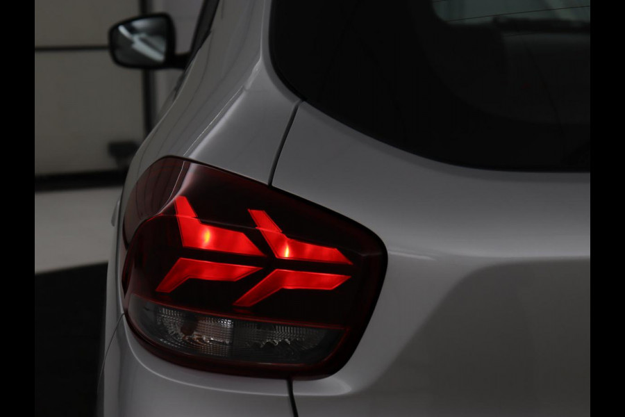 Dacia Spring 65 Extreme 27 kWh | SOH 94,9% | Leder | Camera | Carplay | Airco | Speedlimiter | Bluetooth | Parkeerhulp