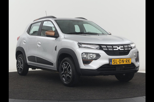 Dacia Spring 65 Extreme 27 kWh | SOH 94,9% | Leder | Camera | Carplay | Airco | Speedlimiter | Bluetooth | Parkeerhulp