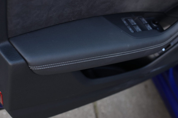 Audi A6 Avant 55 TFSI e Quattro S-Line *Pano*RS-Stoelen*B&O*Trekhaak*Camera*