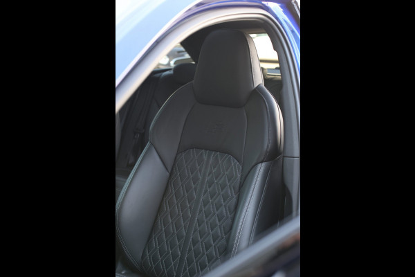 Audi A6 Avant 55 TFSI e Quattro S-Line *Pano*RS-Stoelen*B&O*Trekhaak*Camera*