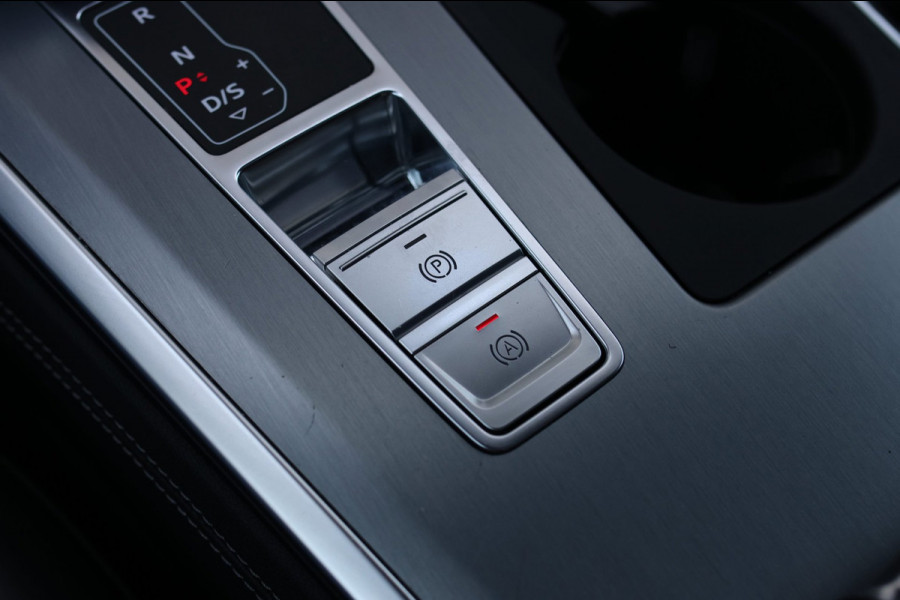 Audi A6 Avant 55 TFSI e Quattro S-Line *Pano*RS-Stoelen*B&O*Trekhaak*Camera*