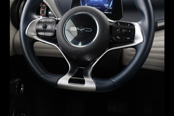 BYD ATTO 3 Comfort 60 kWh | Panoramadak | Warmtepomp | Leder | Stoelverwarming | 360 Camera | Carplay | Adaptive cruise
