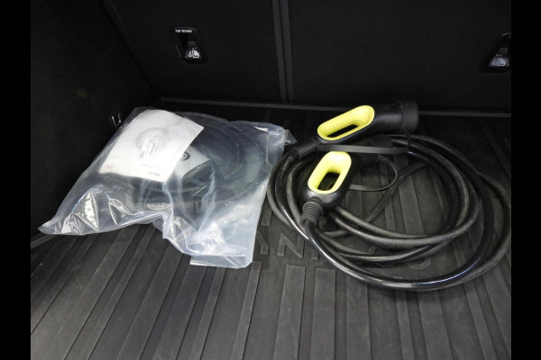 Lynk & Co 01 1.5 PHEV BlackLine STUURVERW/SCHUIFDAK/LED/20"LMV!