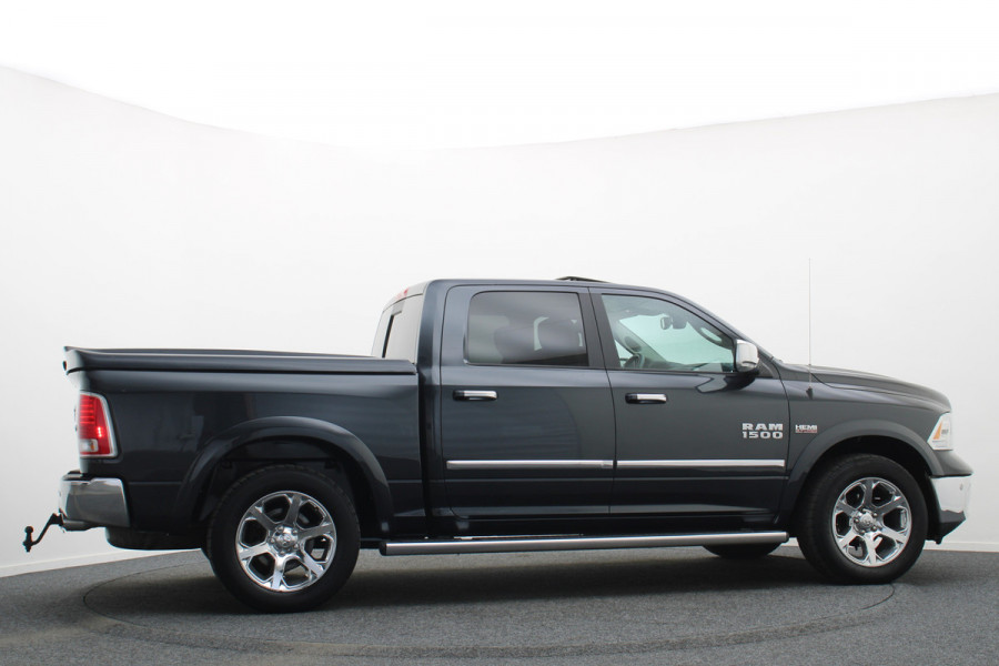 Dodge Ram 1500 5.7 V8 4x4 Crew Cab 5'7 Laramie Schuif-/kanteldak, Leer, Stoelventilatie, Alpine Sound, Apple Carplay, Trekhaak, 20"