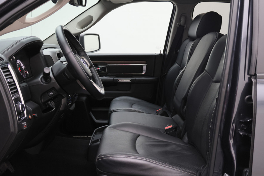 Dodge Ram 1500 5.7 V8 4x4 Crew Cab 5'7 Laramie Schuif-/kanteldak, Leer, Stoelventilatie, Alpine Sound, Apple Carplay, Trekhaak, 20"