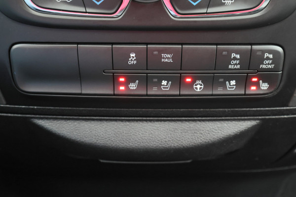Dodge Ram 1500 5.7 V8 4x4 Crew Cab 5'7 Laramie Schuif-/kanteldak, Leer, Stoelventilatie, Alpine Sound, Apple Carplay, Trekhaak, 20"