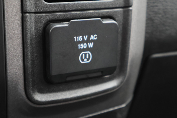 Dodge Ram 1500 5.7 V8 4x4 Crew Cab 5'7 Laramie Schuif-/kanteldak, Leer, Stoelventilatie, Alpine Sound, Apple Carplay, Trekhaak, 20"
