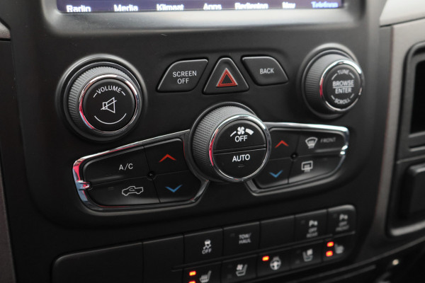 Dodge Ram 1500 5.7 V8 4x4 Crew Cab 5'7 Laramie Schuif-/kanteldak, Leer, Stoelventilatie, Alpine Sound, Apple Carplay, Trekhaak, 20"