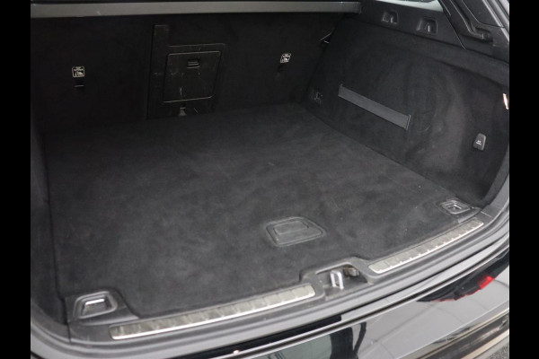 Volvo V60 2.0 T4 Inscription | Leder | Stoelverwarming | Adaptive cruise | Carplay | Camera | Navigatie | Full LED | Side Assist | Climate control | Parkeerhulp | Bluetooth | Origineel NL