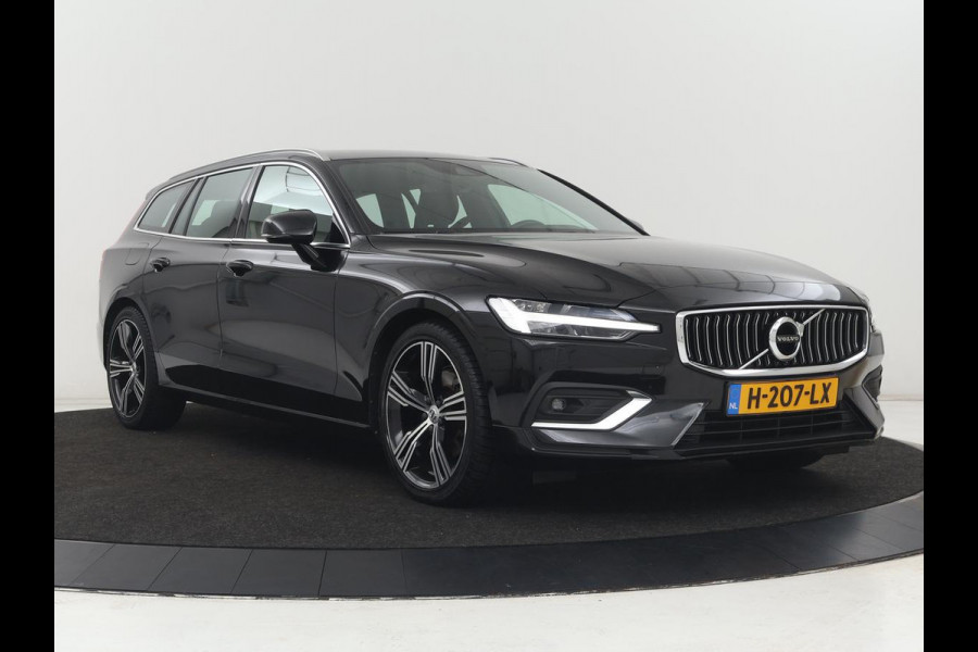 Volvo V60 2.0 T4 Inscription | Leder | Stoelverwarming | Adaptive cruise | Carplay | Camera | Navigatie | Full LED | Side Assist | Climate control | Parkeerhulp | Bluetooth | Origineel NL