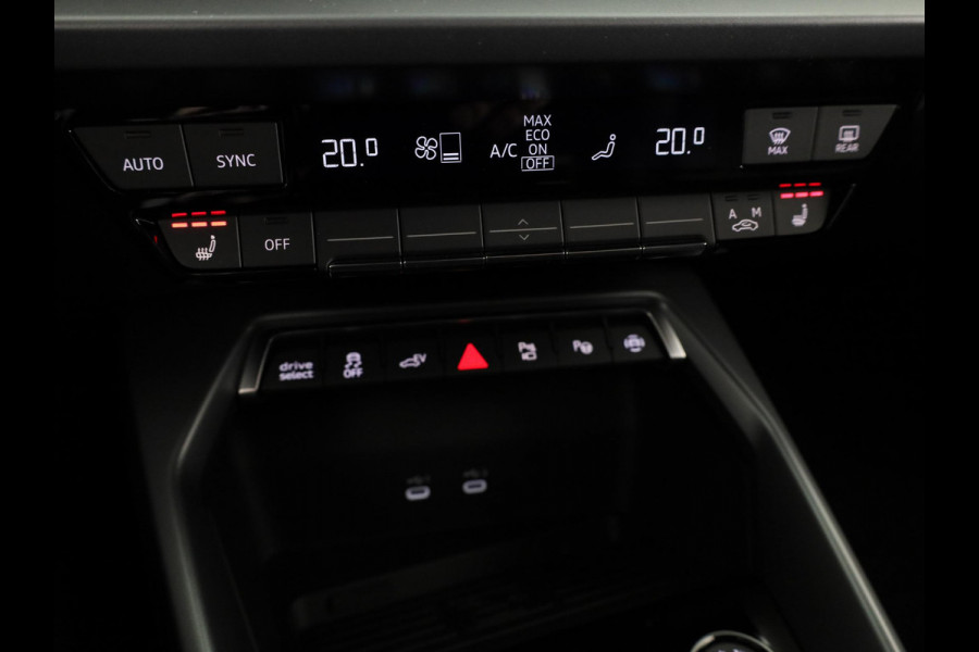 Audi A3 Sportback Pro Line 40 TFSI e 204 pk | Assis.pak Driving+Parking plus | Led v+a, dyna. knipper. achter | Sportstoelen zwarte stof | Stoelverwarming voor |