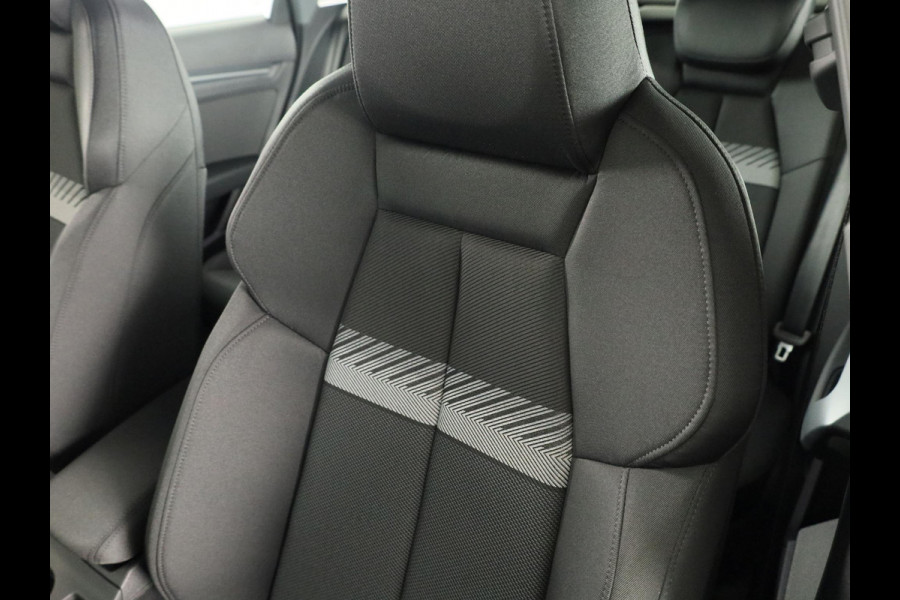 Audi A3 Sportback Pro Line 40 TFSI e 204 pk | Assis.pak Driving+Parking plus | Led v+a, dyna. knipper. achter | Sportstoelen zwarte stof | Stoelverwarming voor |