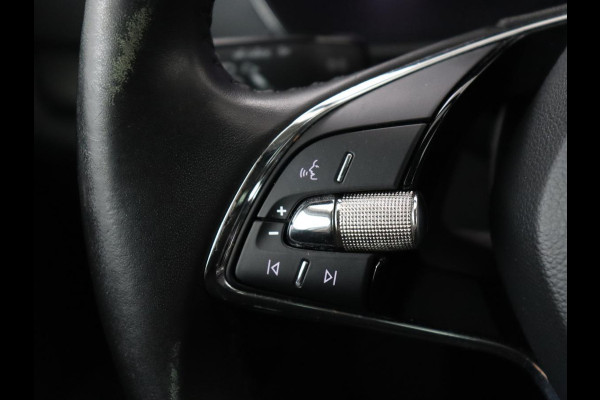 Škoda Octavia 1.0 TSI Business Edition | Stoelverwarming | Trekhaak | Camera | Carplay | Navigatie | 17'' | Cruise control | DAB | Digital Cockpit | Parkeerhulp | Climate control