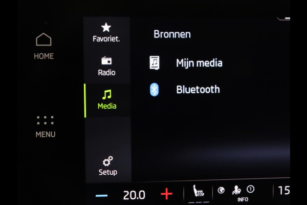 Škoda Octavia 1.0 TSI Business Edition | Stoelverwarming | Trekhaak | Camera | Carplay | Navigatie | 17'' | Cruise control | DAB | Digital Cockpit | Parkeerhulp | Climate control