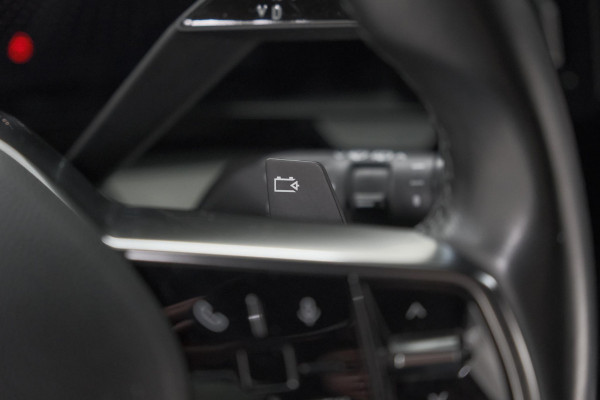 Renault Mégane E-Tech EV60 Optimum Charge Iconic | 360 Camera | Harman Kardon | Stoelmassage | Dodehoekdetectie