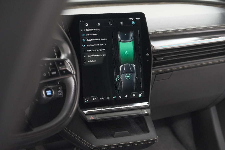 Renault Mégane E-Tech EV60 Optimum Charge Iconic | 360 Camera | Harman Kardon | Stoelmassage | Dodehoekdetectie