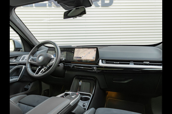 BMW X1 xDrive30e M-Sport Pro - M-Zetels - Full-Option - NP76.000