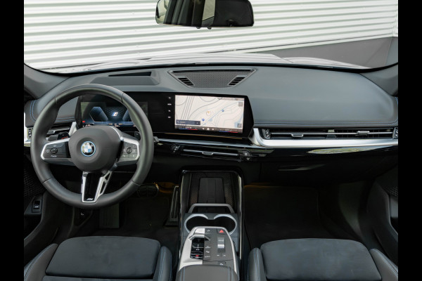 BMW X1 xDrive30e M-Sport Pro - M-Zetels - Full-Option - NP76.000