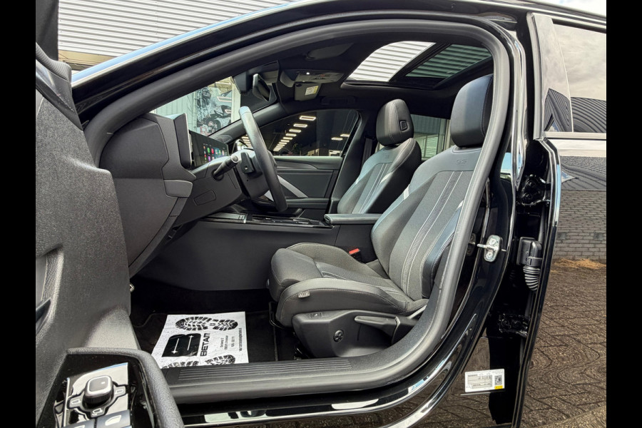 Opel Astra SPORTS TOURER 1.2 GS Line |Panoramadak | Navi-Carplay | Clima |Help display | 360 Camera | 18".