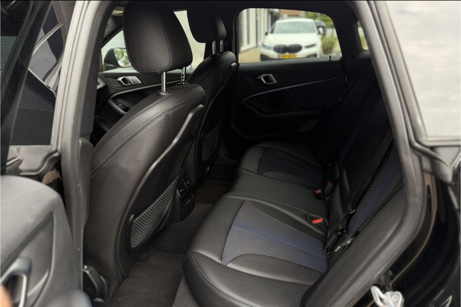 BMW 2 Serie 218i Gran Coupé M-Sport | Head-Up | 19" | Stoelverwarming | LED | DAB