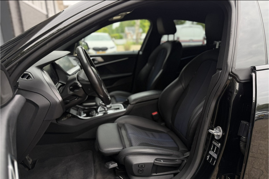 BMW 2 Serie 218i Gran Coupé M-Sport | Head-Up | 19" | Stoelverwarming | LED | DAB