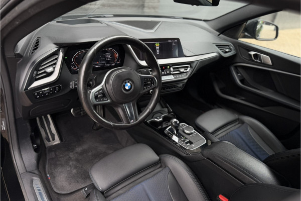 BMW 2 Serie 218i Gran Coupé M-Sport | Head-Up | 19" | Stoelverwarming | LED | DAB