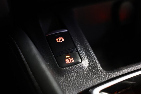 Nissan QASHQAI 1.3 DIG-T TEKNA AUTOMAAT PANODAK NAVI 360CAM CRUISE CLIMA '19