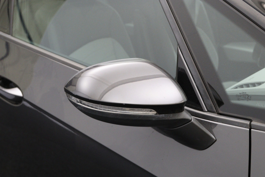 Volkswagen ID.3 Pro S 77 kWh 204 PK, SOH 94%, Winterpakket, Leder-Alcantara, Adap. Cruise Control
