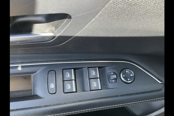 Peugeot 3008 1.6 HYbrid 225 GT Plug-in Carplay Camera Focal PHEV Trekhaak (tegen meerprijs)
