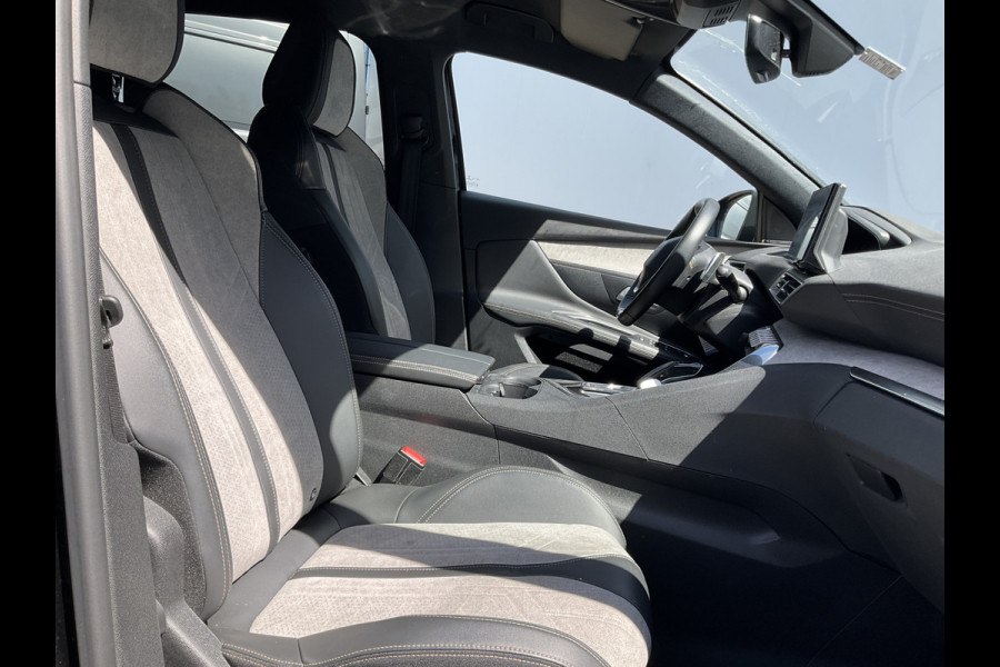 Peugeot 3008 1.6 HYbrid 225 GT Plug-in Carplay Camera Focal PHEV Trekhaak (tegen meerprijs)