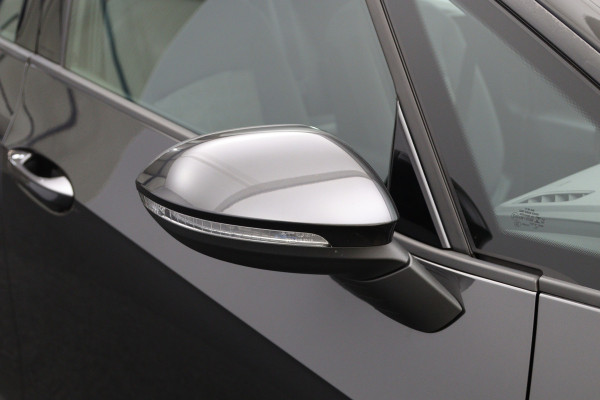 Volkswagen ID.3 Life 58 kWh Pro 204 PK, SOH 91%, Winterpakket, Carplay, Navigatie