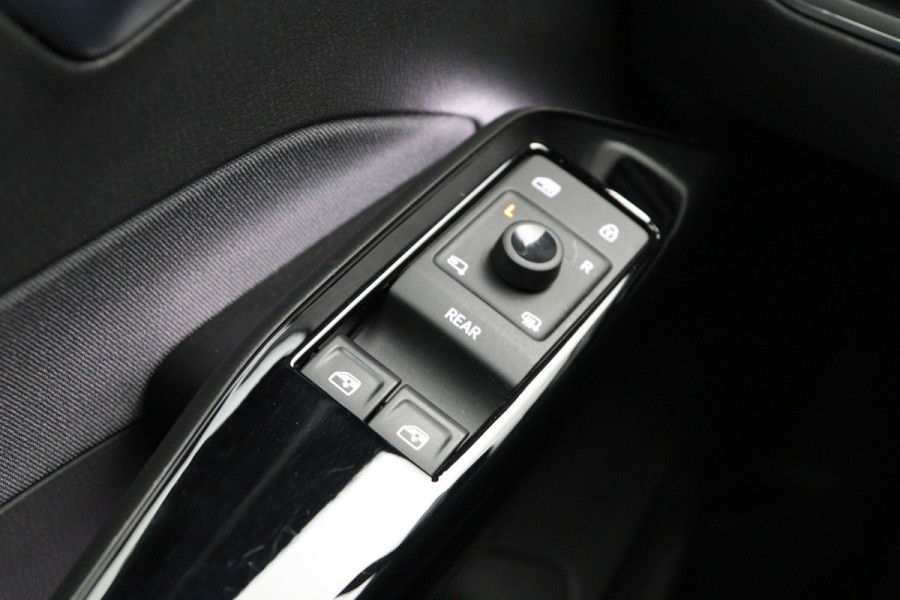 Volkswagen ID.3 Life 58 kWh Pro 204 PK, SOH 91%, Winterpakket, Carplay, Navigatie