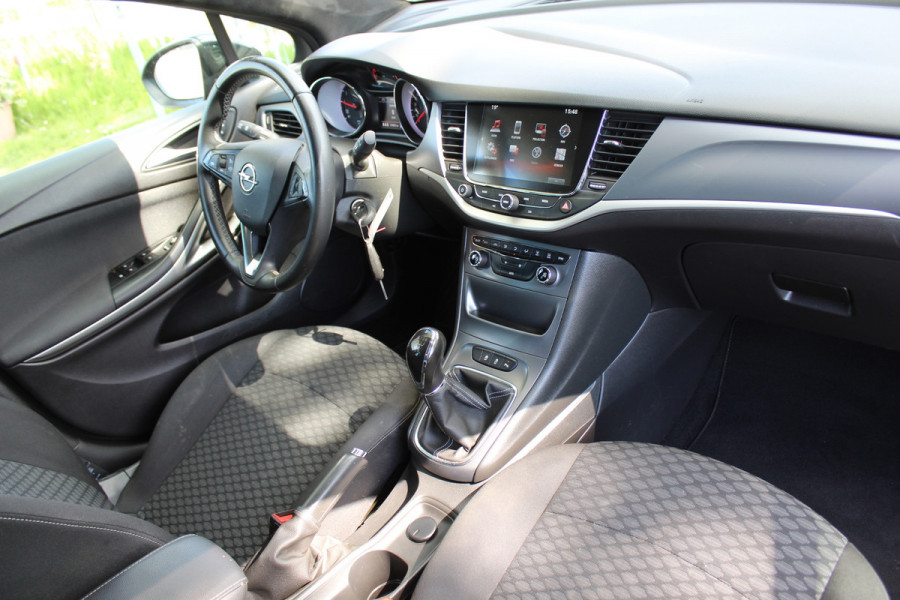 Opel Astra Sports Tourer 1.0 Online Edition