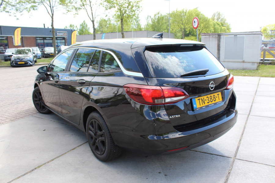 Opel Astra Sports Tourer 1.0 Online Edition