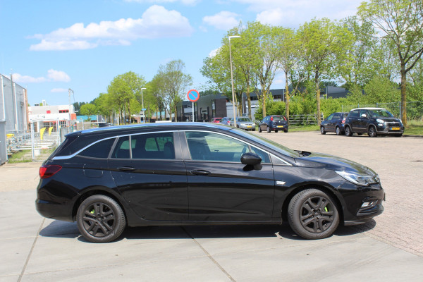 Opel Astra Sports Tourer 1.0 Online Edition