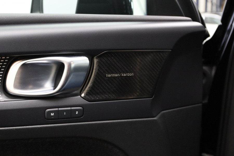 Volvo XC40 Recharge P8 408 PK AWD R-Design, SOH 91%, Leder, H/K Sound, Memory